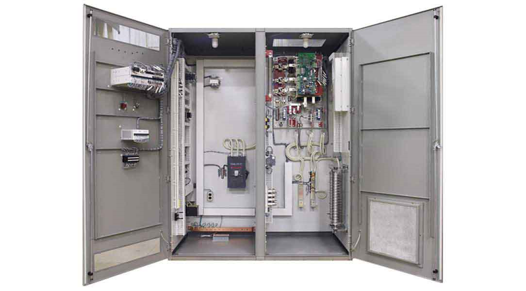 Interior of a custom single-channel DECS-450 excitation system with a single rectifier bridge.